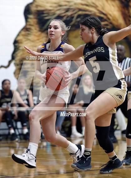 Thumbnail 2 in Giddings @ La Grange photogallery.