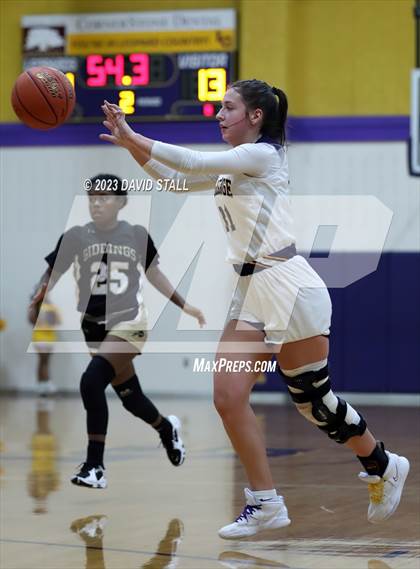 Thumbnail 2 in Giddings @ La Grange photogallery.