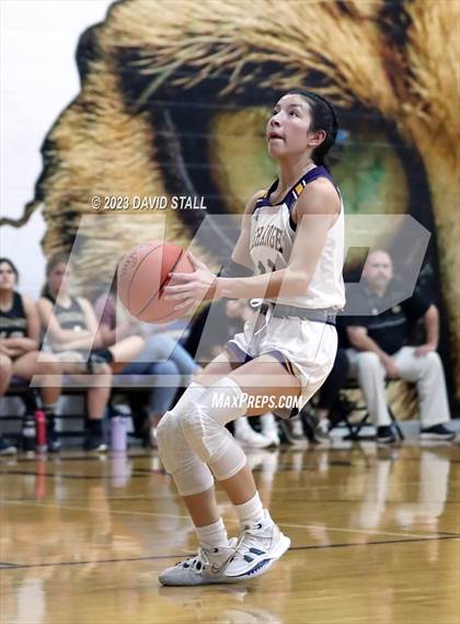 Thumbnail 1 in Giddings @ La Grange photogallery.
