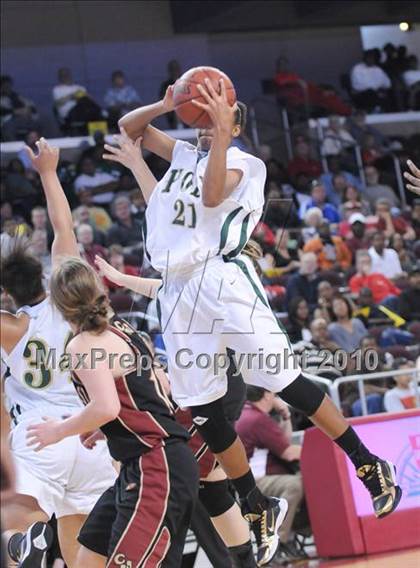Thumbnail 3 in Clovis West vs. Poly (CIF SoCal D1 Final) photogallery.