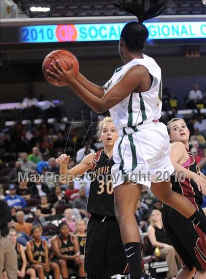 Thumbnail 3 in Clovis West vs. Poly (CIF SoCal D1 Final) photogallery.