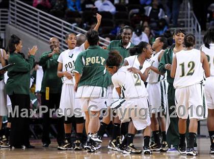 Thumbnail 3 in Clovis West vs. Poly (CIF SoCal D1 Final) photogallery.