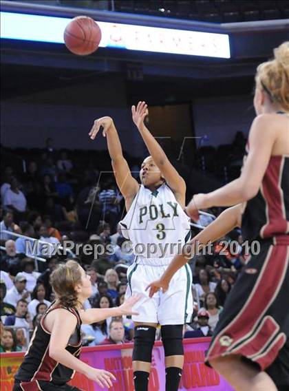 Thumbnail 1 in Clovis West vs. Poly (CIF SoCal D1 Final) photogallery.