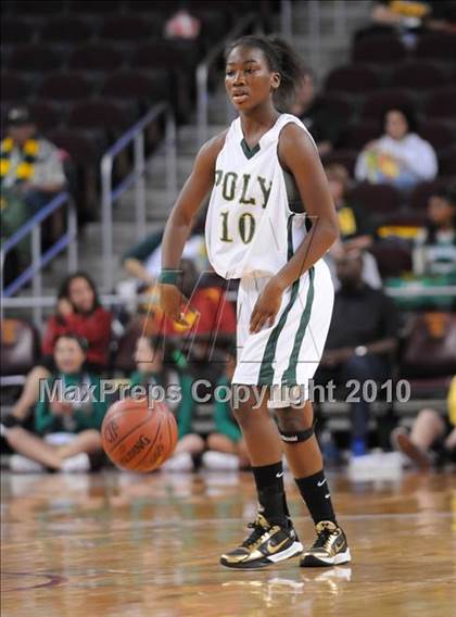 Thumbnail 2 in Clovis West vs. Poly (CIF SoCal D1 Final) photogallery.