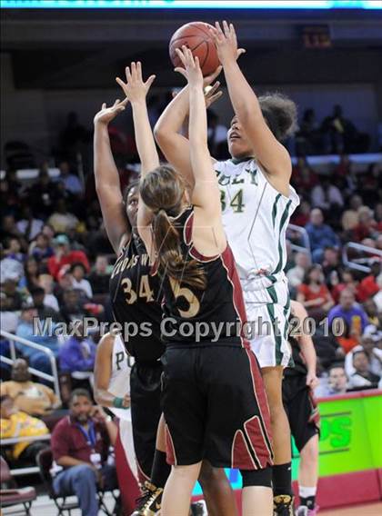 Thumbnail 2 in Clovis West vs. Poly (CIF SoCal D1 Final) photogallery.