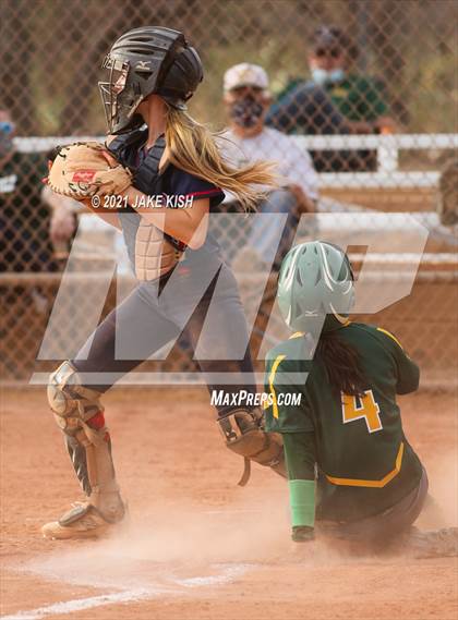 Thumbnail 3 in Sahuaro @ Canyon del Oro photogallery.