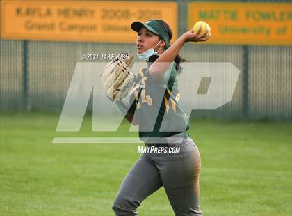 Thumbnail 3 in Sahuaro @ Canyon del Oro photogallery.