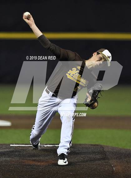 Thumbnail 2 in Tinley Park @ Joliet Catholic (IHSA 3A Sectional Semifinal) photogallery.