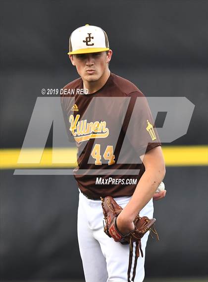 Thumbnail 2 in Tinley Park @ Joliet Catholic (IHSA 3A Sectional Semifinal) photogallery.