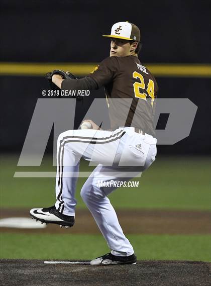 Thumbnail 1 in Tinley Park @ Joliet Catholic (IHSA 3A Sectional Semifinal) photogallery.