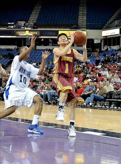 Thumbnail 1 in Ocean View vs. Sacred Heart Cathedral (CIF State D3 Final) photogallery.