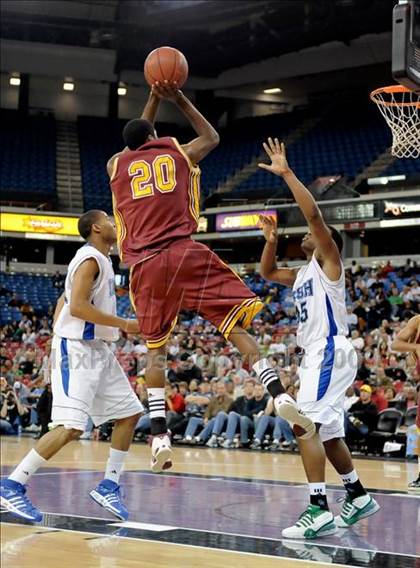 Thumbnail 3 in Ocean View vs. Sacred Heart Cathedral (CIF State D3 Final) photogallery.