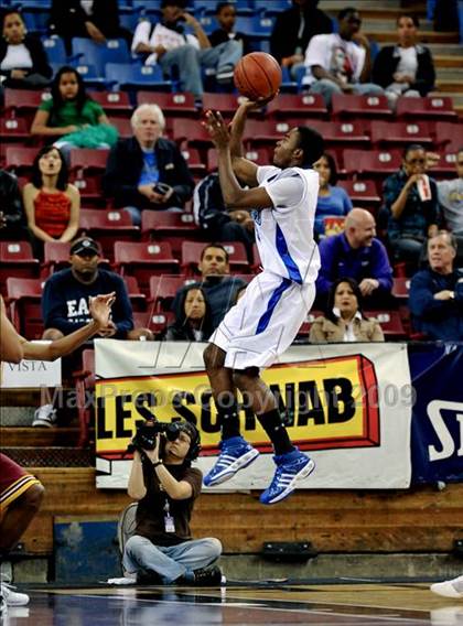 Thumbnail 3 in Ocean View vs. Sacred Heart Cathedral (CIF State D3 Final) photogallery.