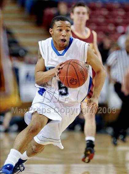 Thumbnail 1 in Ocean View vs. Sacred Heart Cathedral (CIF State D3 Final) photogallery.