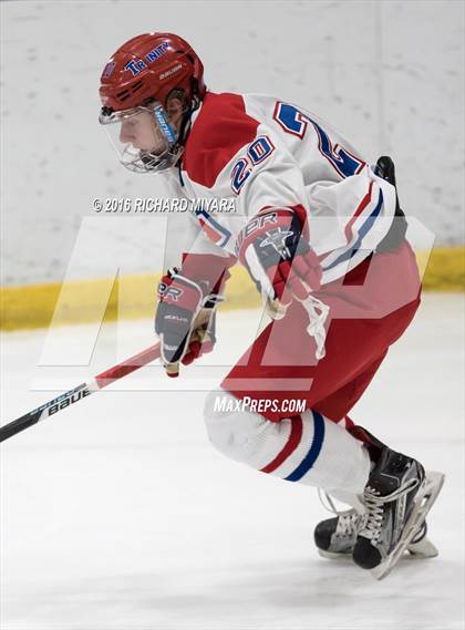 Thumbnail 1 in Bow vs Trinity (Manchester Christmas Classic) photogallery.