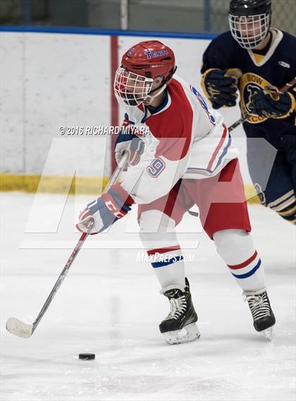 Thumbnail 2 in Bow vs Trinity (Manchester Christmas Classic) photogallery.