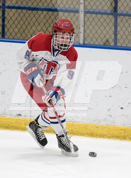 Thumbnail 3 in Bow vs Trinity (Manchester Christmas Classic) photogallery.
