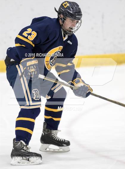 Thumbnail 2 in Bow vs Trinity (Manchester Christmas Classic) photogallery.