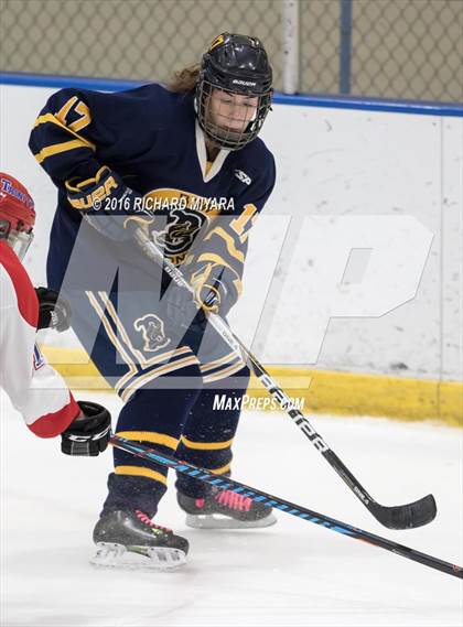 Thumbnail 2 in Bow vs Trinity (Manchester Christmas Classic) photogallery.