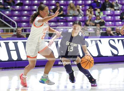 Thumbnail 3 in Timpview vs. Skyline (UHSAA 5A Quarterfinal) photogallery.