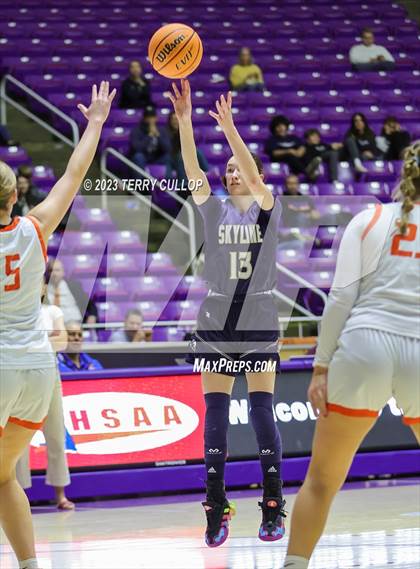 Thumbnail 2 in Timpview vs. Skyline (UHSAA 5A Quarterfinal) photogallery.