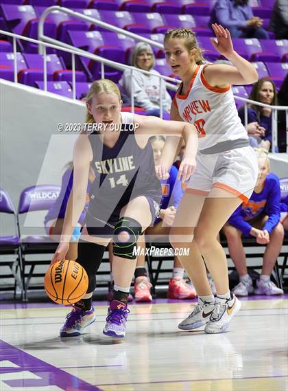 Thumbnail 3 in Timpview vs. Skyline (UHSAA 5A Quarterfinal) photogallery.