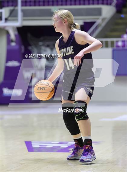 Thumbnail 3 in Timpview vs. Skyline (UHSAA 5A Quarterfinal) photogallery.