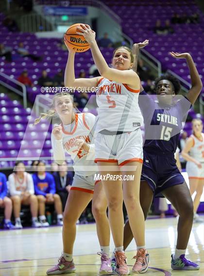 Thumbnail 1 in Timpview vs. Skyline (UHSAA 5A Quarterfinal) photogallery.