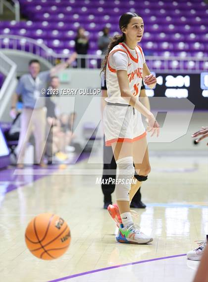 Thumbnail 2 in Timpview vs. Skyline (UHSAA 5A Quarterfinal) photogallery.