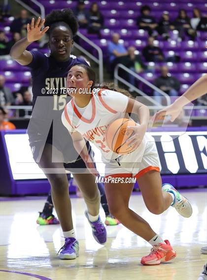 Thumbnail 2 in Timpview vs. Skyline (UHSAA 5A Quarterfinal) photogallery.