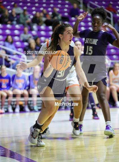 Thumbnail 2 in Timpview vs. Skyline (UHSAA 5A Quarterfinal) photogallery.