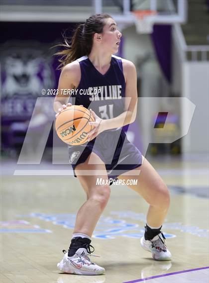 Thumbnail 3 in Timpview vs. Skyline (UHSAA 5A Quarterfinal) photogallery.