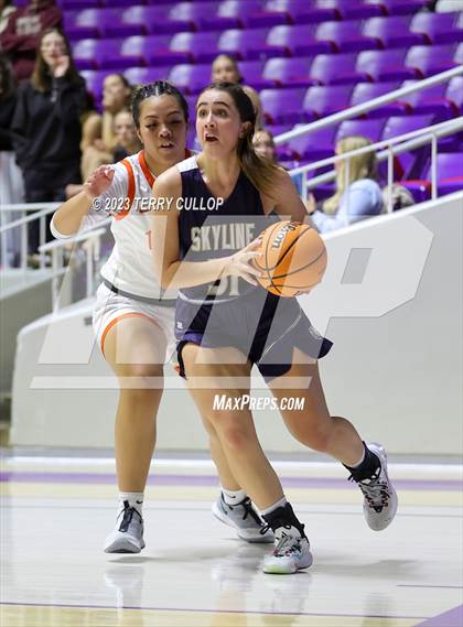 Thumbnail 1 in Timpview vs. Skyline (UHSAA 5A Quarterfinal) photogallery.