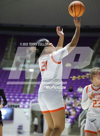 Thumbnail 1 in Timpview vs. Skyline (UHSAA 5A Quarterfinal) photogallery.