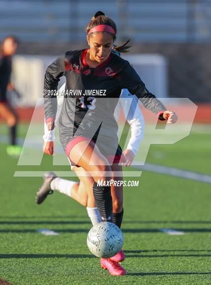 Thumbnail 2 in Oaks Christian vs Thousand Oaks  photogallery.