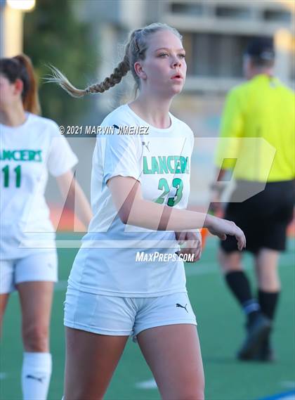 Thumbnail 1 in Oaks Christian vs Thousand Oaks  photogallery.