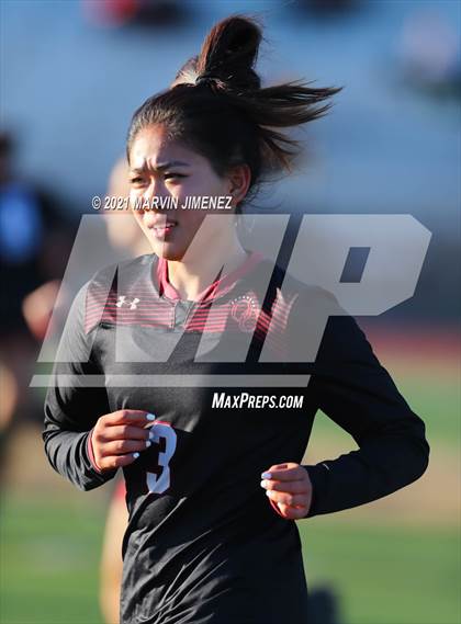 Thumbnail 2 in Oaks Christian vs Thousand Oaks  photogallery.