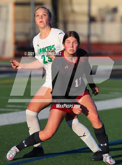 Thumbnail 1 in Oaks Christian vs Thousand Oaks  photogallery.