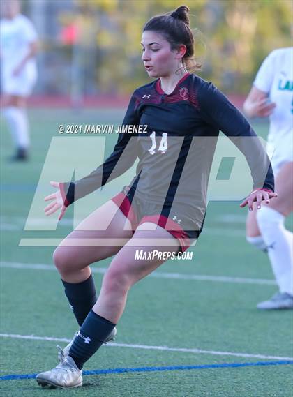 Thumbnail 1 in Oaks Christian vs Thousand Oaks  photogallery.