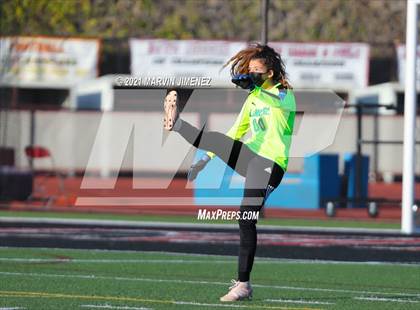 Thumbnail 2 in Oaks Christian vs Thousand Oaks  photogallery.