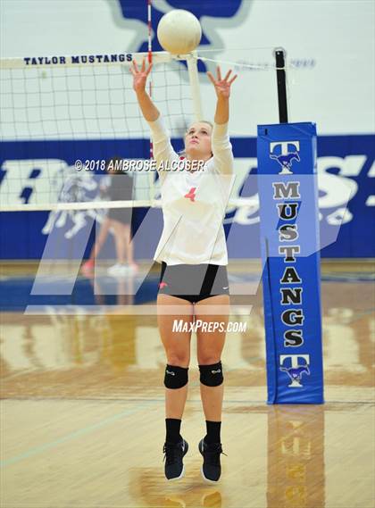 Thumbnail 3 in Katy vs. Tomball Memorial (CFISD/Katy Classic) photogallery.
