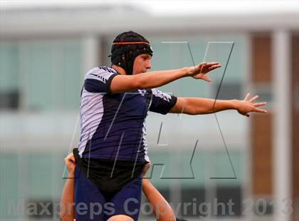 Thumbnail 3 in Fairfield vs. Staples (Division 1 Consolation) photogallery.