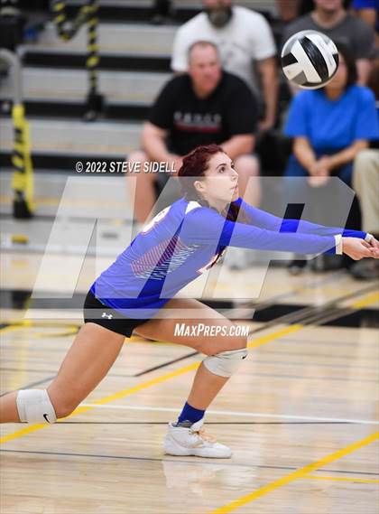 Thumbnail 3 in Clairemont @ Mission Bay photogallery.