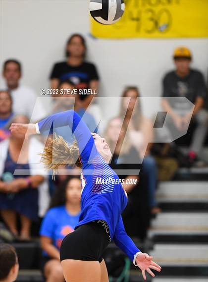 Thumbnail 3 in Clairemont @ Mission Bay photogallery.