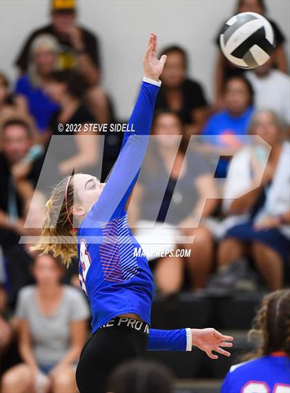 Thumbnail 2 in Clairemont @ Mission Bay photogallery.