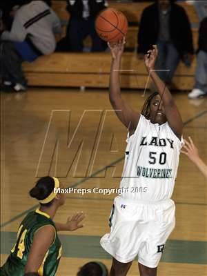 Thumbnail 2 in Grace Davis vs Deer Valley (West Coast Jamboree) photogallery.