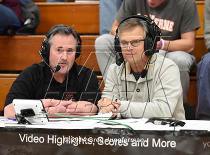 Thumbnail 1 in Washington vs. Cardinal Newman photogallery.