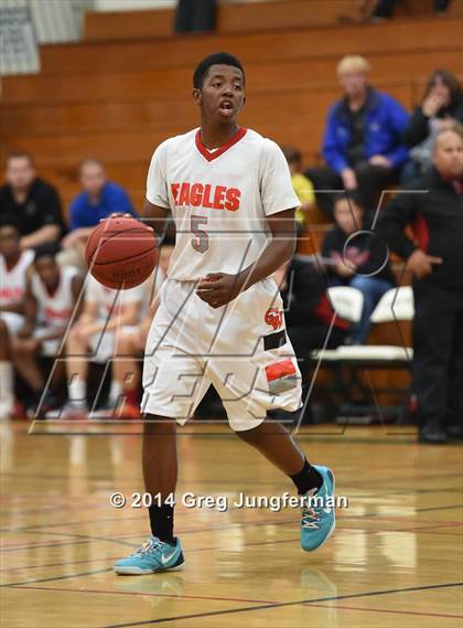 Thumbnail 1 in Washington vs. Cardinal Newman photogallery.