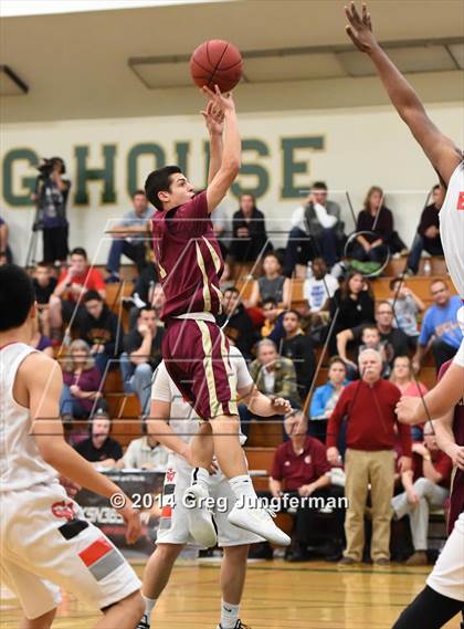 Thumbnail 1 in Washington vs. Cardinal Newman photogallery.