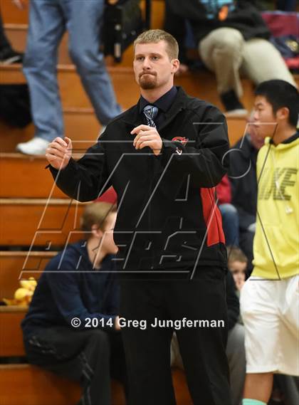 Thumbnail 2 in Washington vs. Cardinal Newman photogallery.